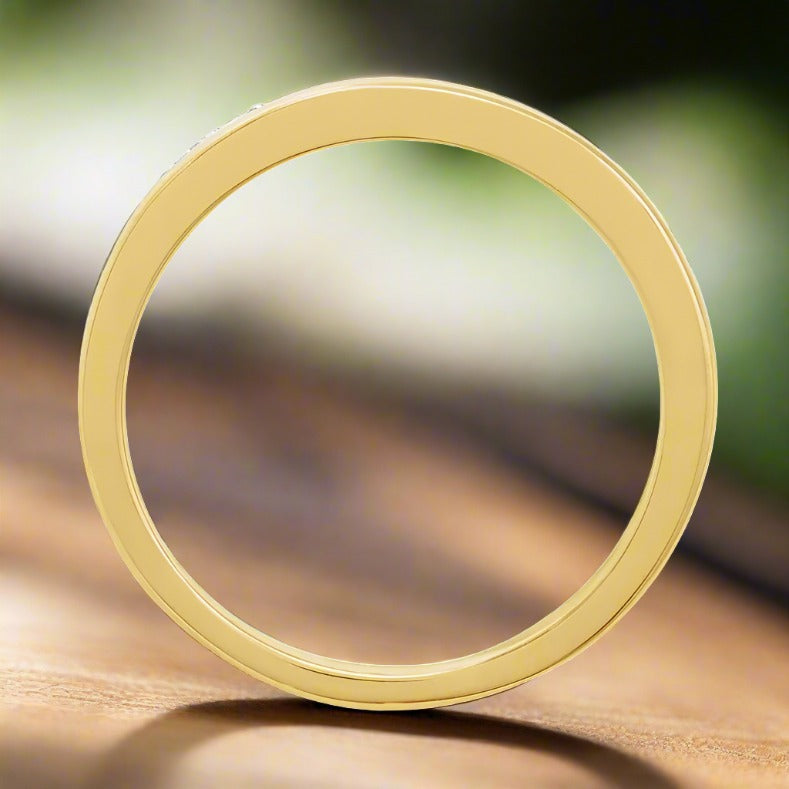 monaco ring - round diamond bubble band - through finger view