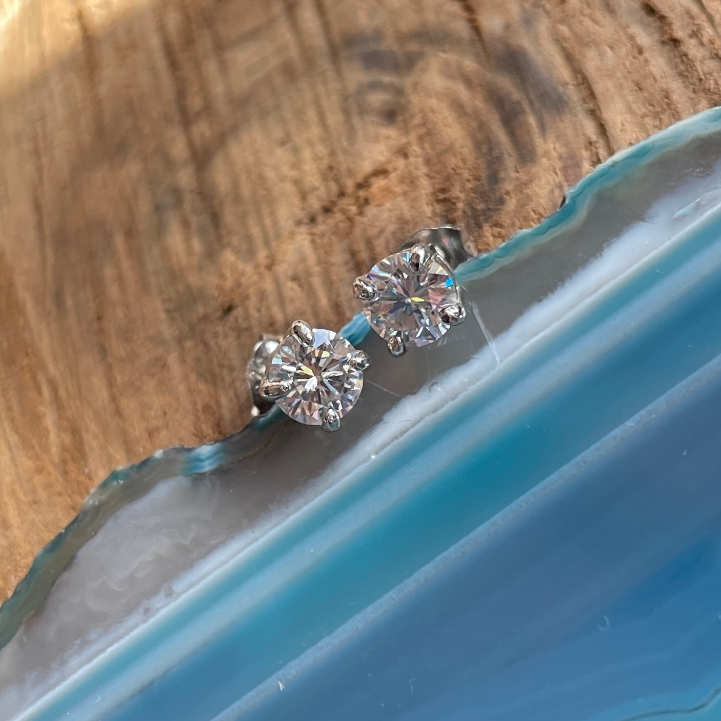 1.5 carat moissanite deals earrings